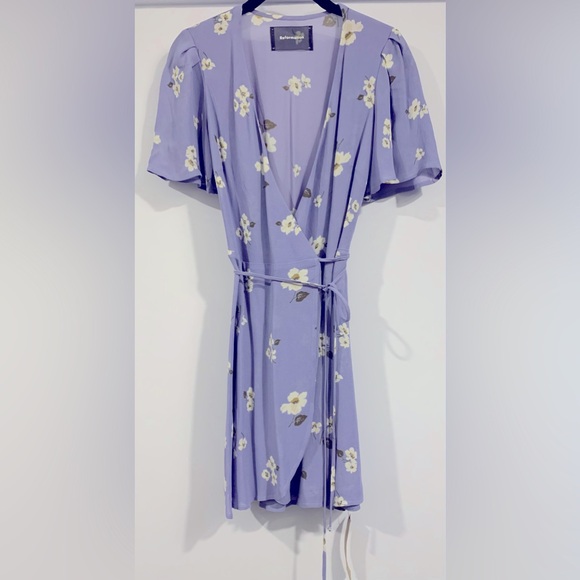 Reformation Dresses & Skirts - NWT, Reformation "Adele" Mini Wrap Dress w/ Flutter Sleeves in Lilac, Sz XS